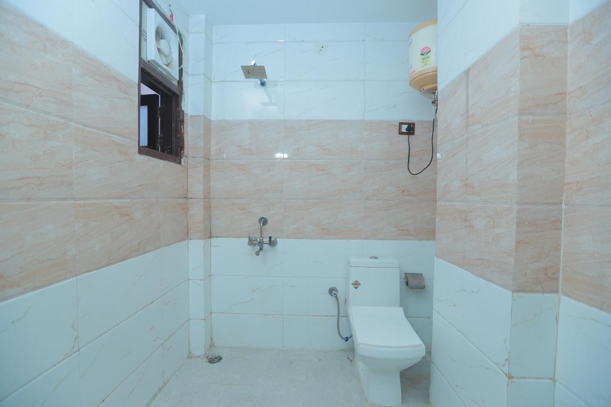 Oaks Inn Plaza Delhi Airport Νέο Δελχί Εξωτερικό φωτογραφία
