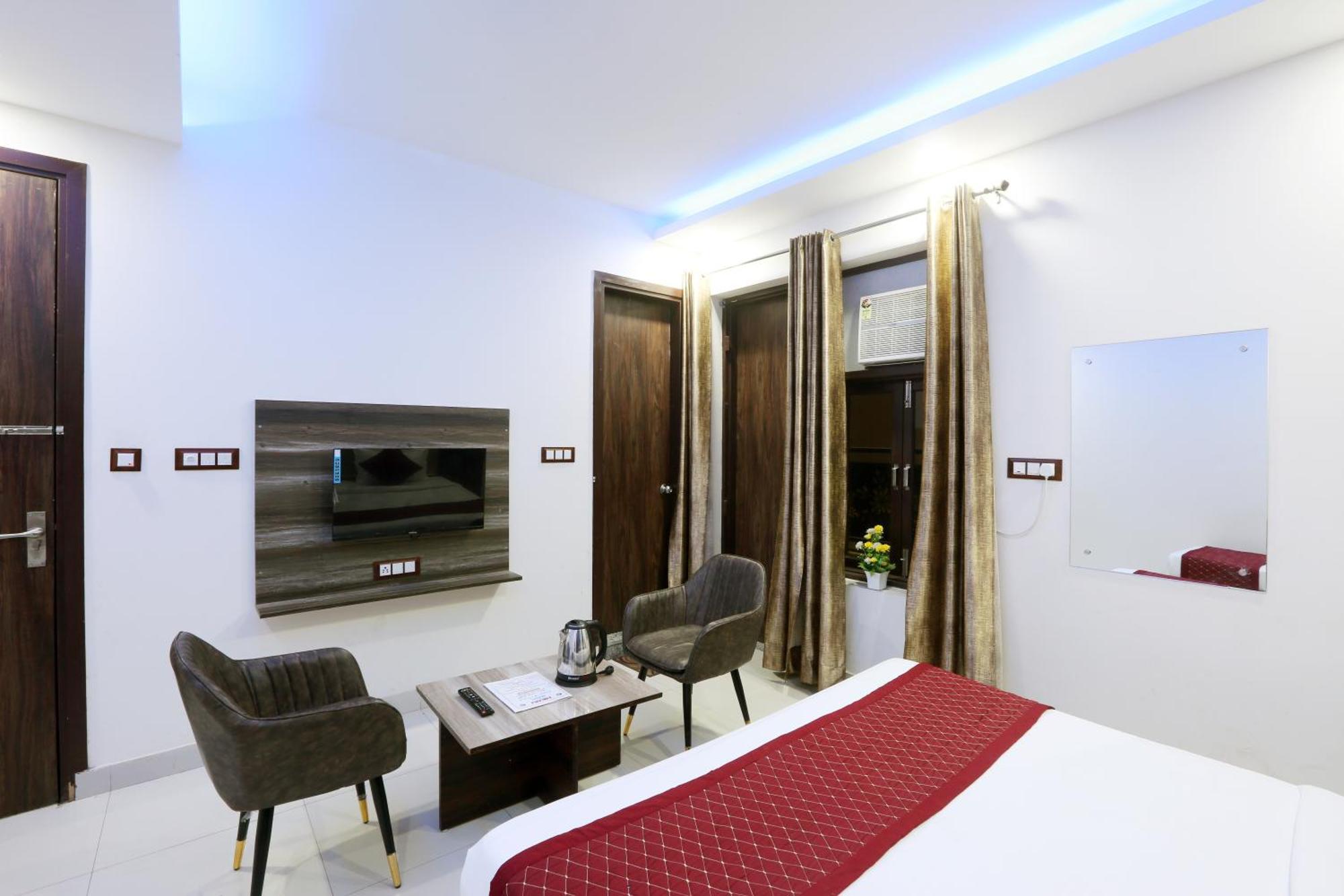 Oaks Inn Plaza Delhi Airport Νέο Δελχί Εξωτερικό φωτογραφία