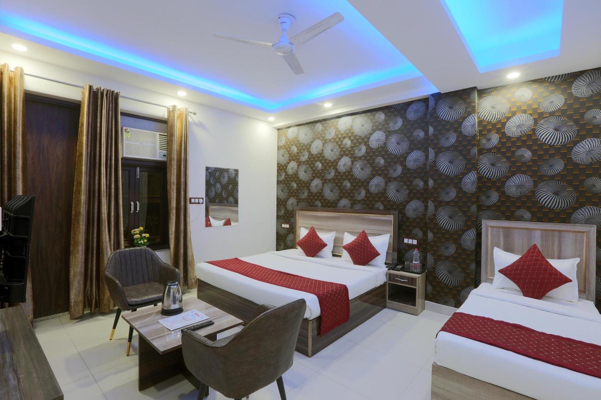Oaks Inn Plaza Delhi Airport Νέο Δελχί Εξωτερικό φωτογραφία