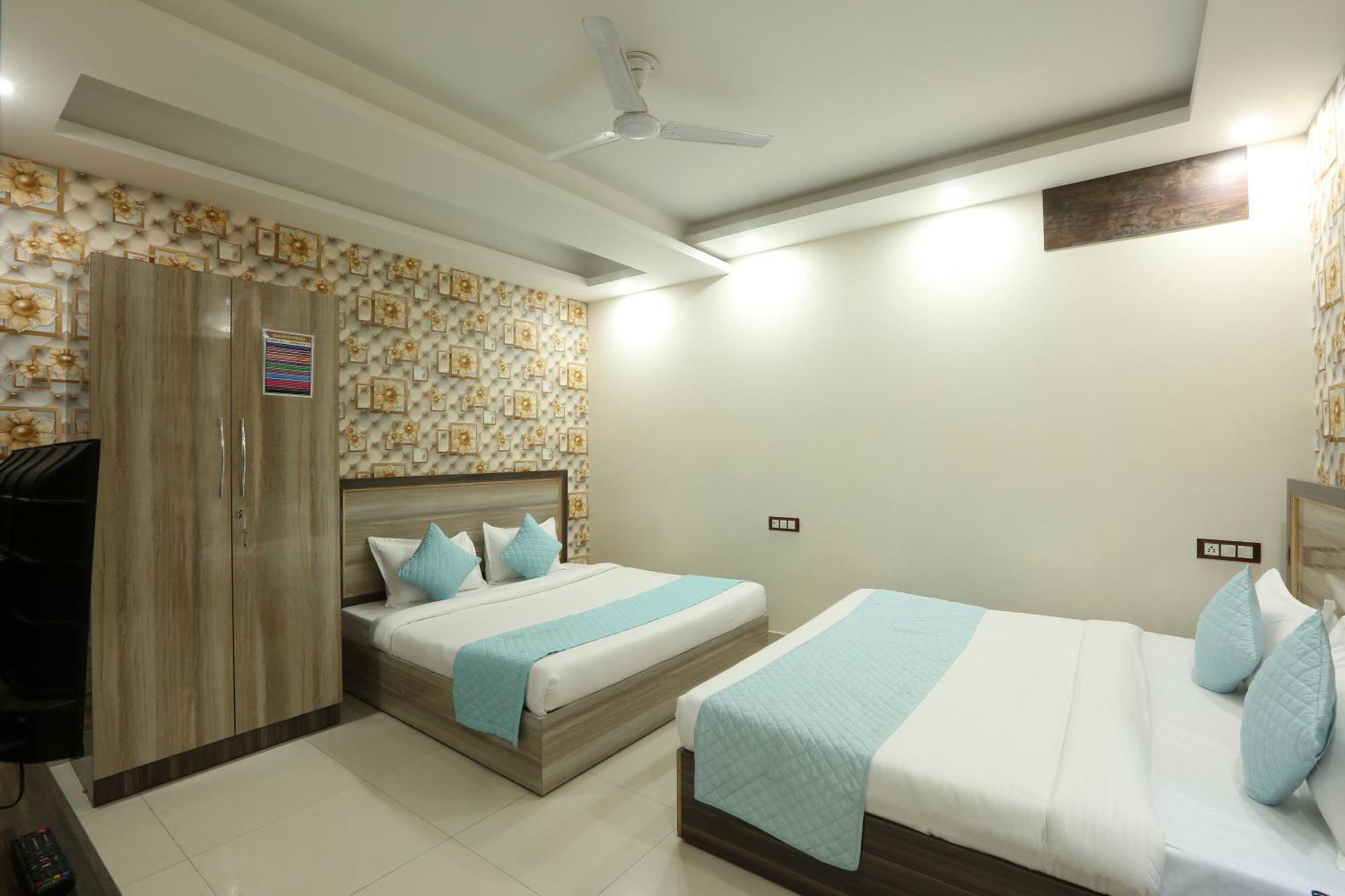 Oaks Inn Plaza Delhi Airport Νέο Δελχί Εξωτερικό φωτογραφία